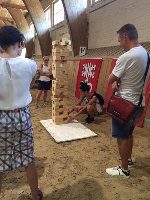 Jenga (à 45 Holzklötze)
